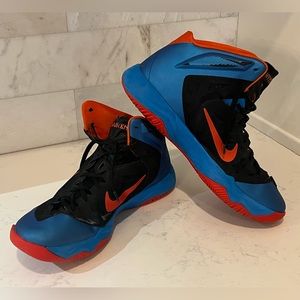 Nike hyper quick size 9